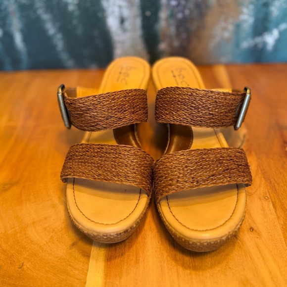 b.o.c. Born Concept Woven Platform Wedges – Size 9 (EUC) - Picture 2 of 16